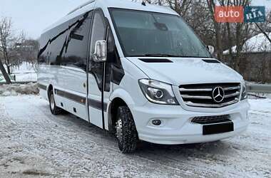 Туристический / Междугородний автобус Mercedes-Benz Sprinter 2015 в Черновцах