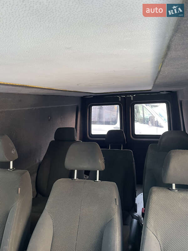 Микроавтобус Mercedes-Benz Sprinter 2005 в Вараше