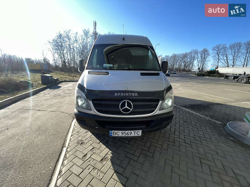 Мікроавтобус Mercedes-Benz Sprinter 2010 в Львові