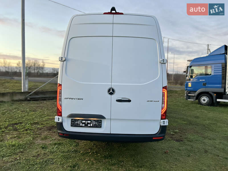 Грузовой фургон Mercedes-Benz Sprinter 2021 в Стрые