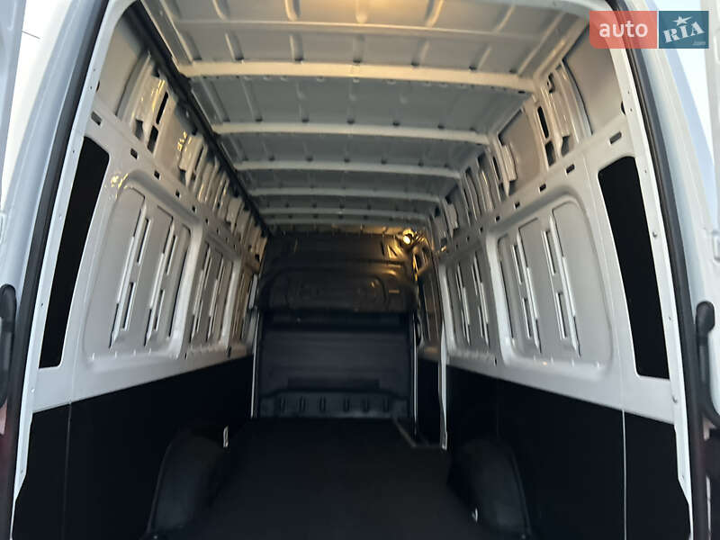 Грузовой фургон Mercedes-Benz Sprinter 2021 в Стрые