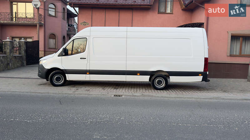 Грузовой фургон Mercedes-Benz Sprinter 2022 в Сваляве