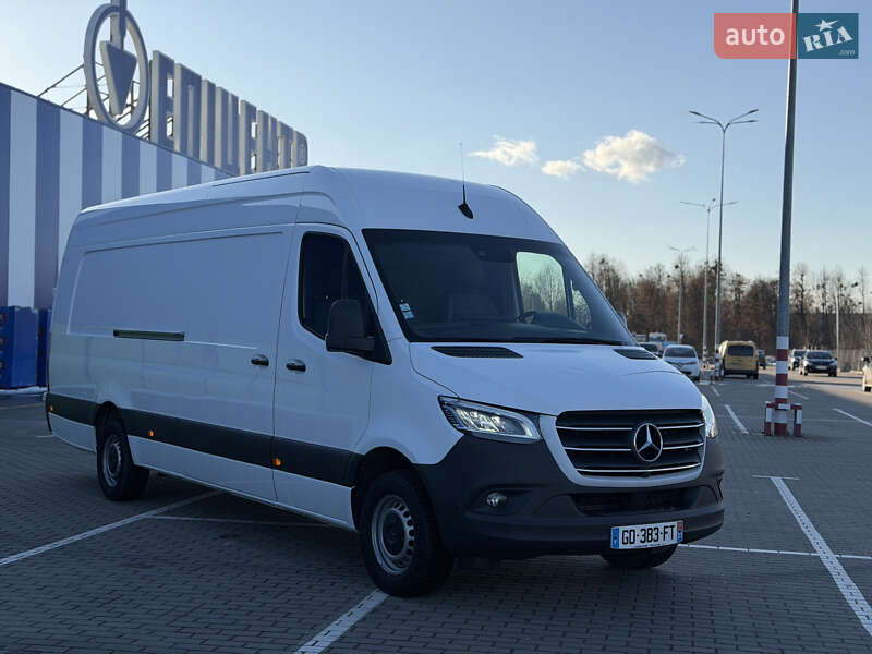 Mercedes-Benz Sprinter 2021