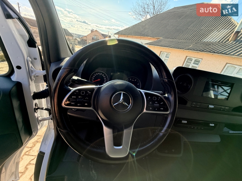 Грузовой фургон Mercedes-Benz Sprinter 2022 в Черновцах