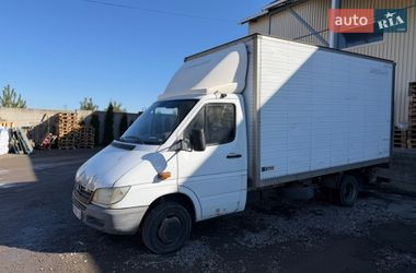 Вантажний фургон Mercedes-Benz Sprinter 2005 в Рівному