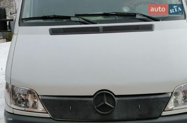 Грузовой фургон Mercedes-Benz Sprinter 2002 в Черновцах