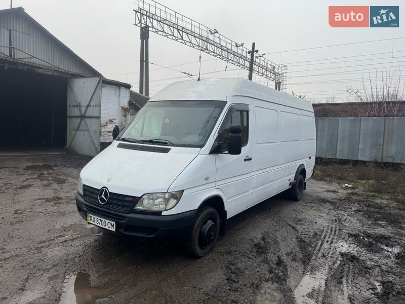 Mercedes-Benz Sprinter 2005