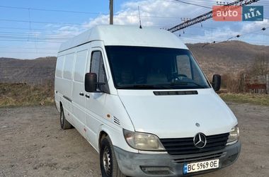 Грузовой фургон Mercedes-Benz Sprinter 2000 в Львове