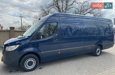 Вантажний фургон Mercedes-Benz Sprinter 2021 в Чернівцях