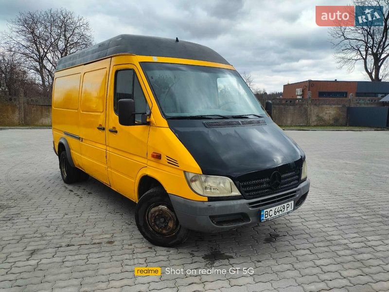 Mercedes-Benz Sprinter 2004