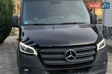 Вантажний фургон Mercedes-Benz Sprinter 2020 в Чернівцях