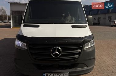 Грузопассажирский фургон Mercedes-Benz Sprinter 2019 в Ровно
