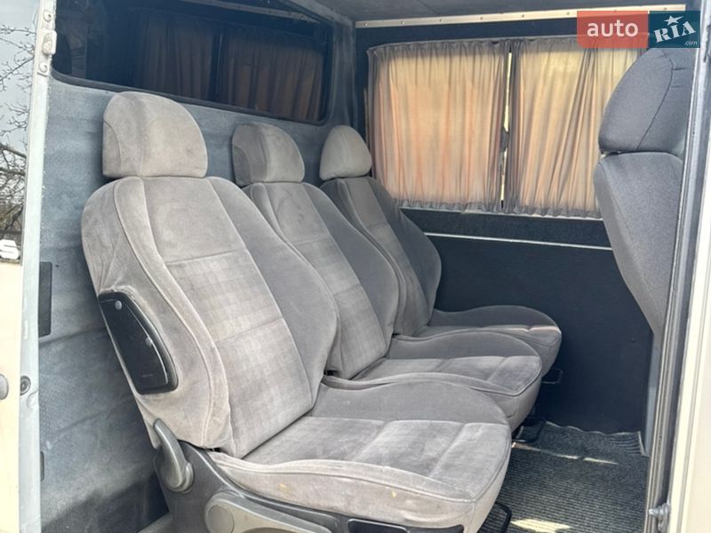 Грузопассажирский фургон Mercedes-Benz Sprinter 2006 в Могилев-Подольске