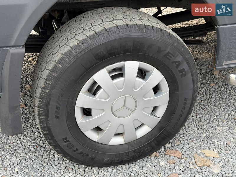 Микроавтобус Mercedes-Benz Sprinter 2011 в Стрые