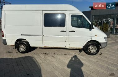 Грузовой фургон Mercedes-Benz Sprinter 1999 в Львове