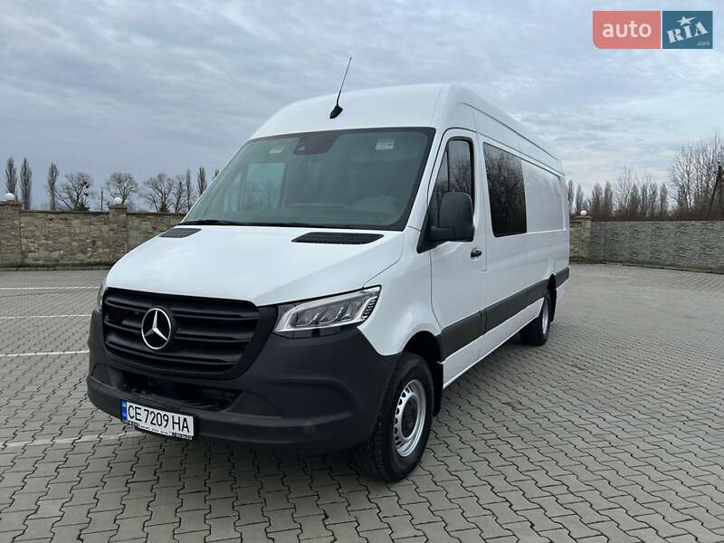 Mercedes-Benz Sprinter 2021