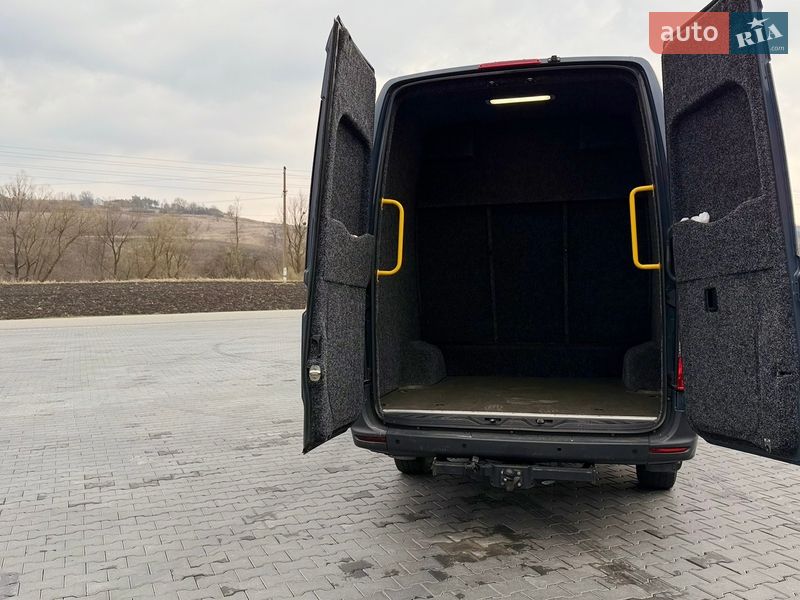 Минивэн Mercedes-Benz Sprinter 2019 в Черновцах