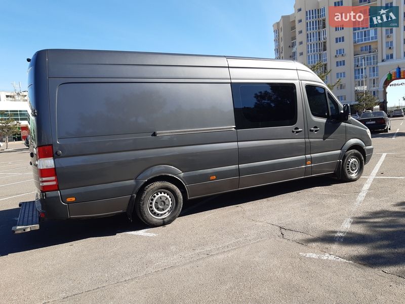 Грузопассажирский фургон Mercedes-Benz Sprinter 2011 в Николаеве
