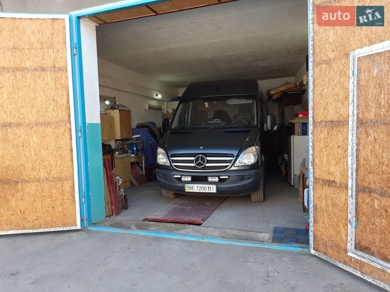 Грузопассажирский фургон Mercedes-Benz Sprinter 2011 в Николаеве