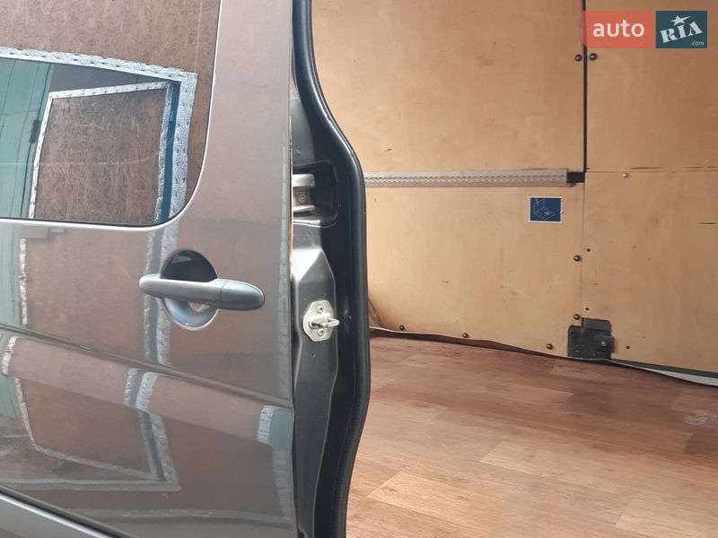 Грузопассажирский фургон Mercedes-Benz Sprinter 2011 в Николаеве