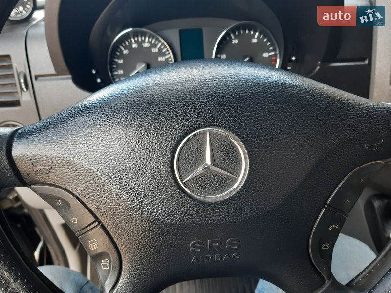 Грузопассажирский фургон Mercedes-Benz Sprinter 2011 в Николаеве