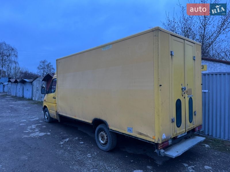 Грузовой фургон Mercedes-Benz Sprinter 2002 в Ивано-Франковске