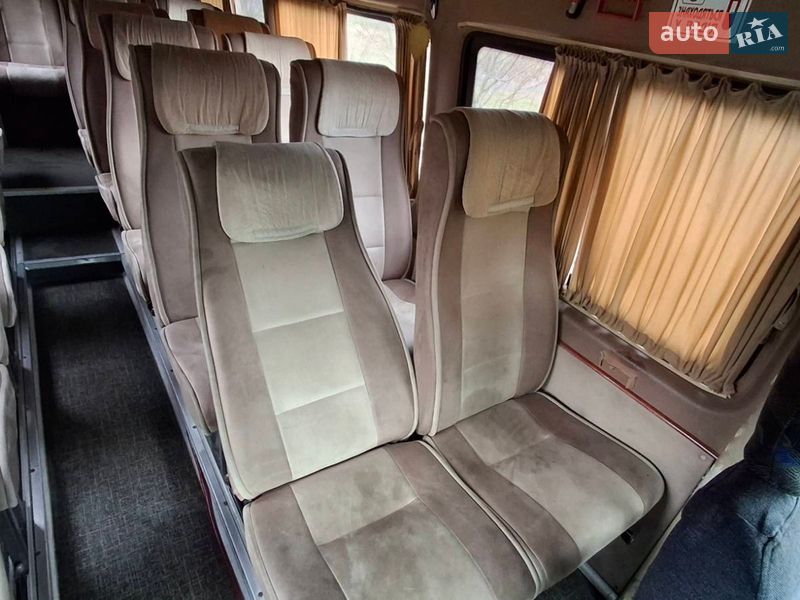 Микроавтобус Mercedes-Benz Sprinter 2004 в Мироновке