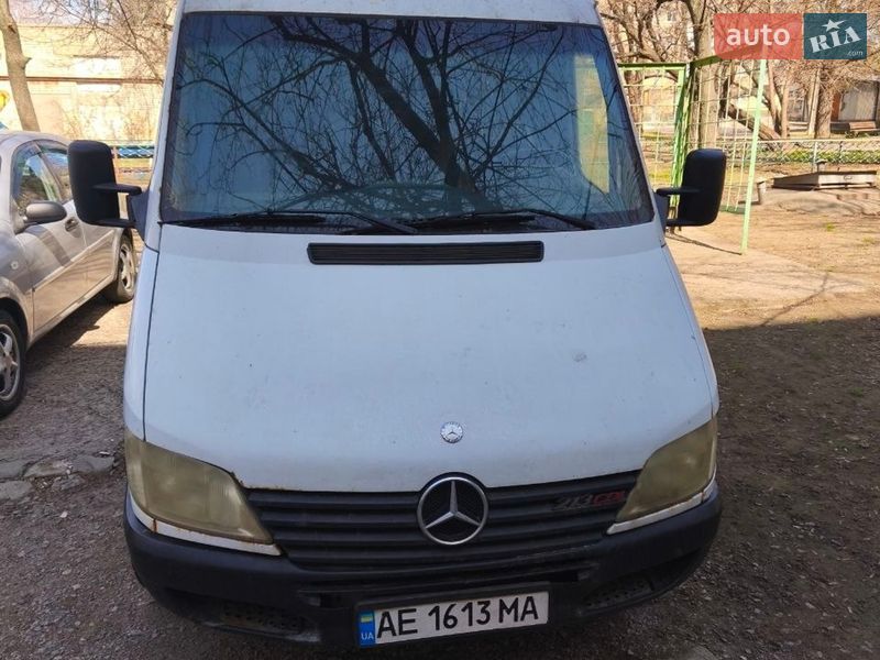 Mercedes-Benz Sprinter 2000