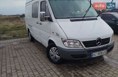 Вантажопасажирський фургон Mercedes-Benz Sprinter 2001 в Отинії