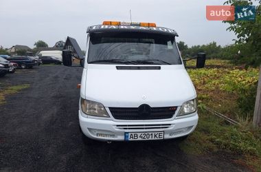 Эвакуатор Mercedes-Benz Sprinter 2003 в Тростянце
