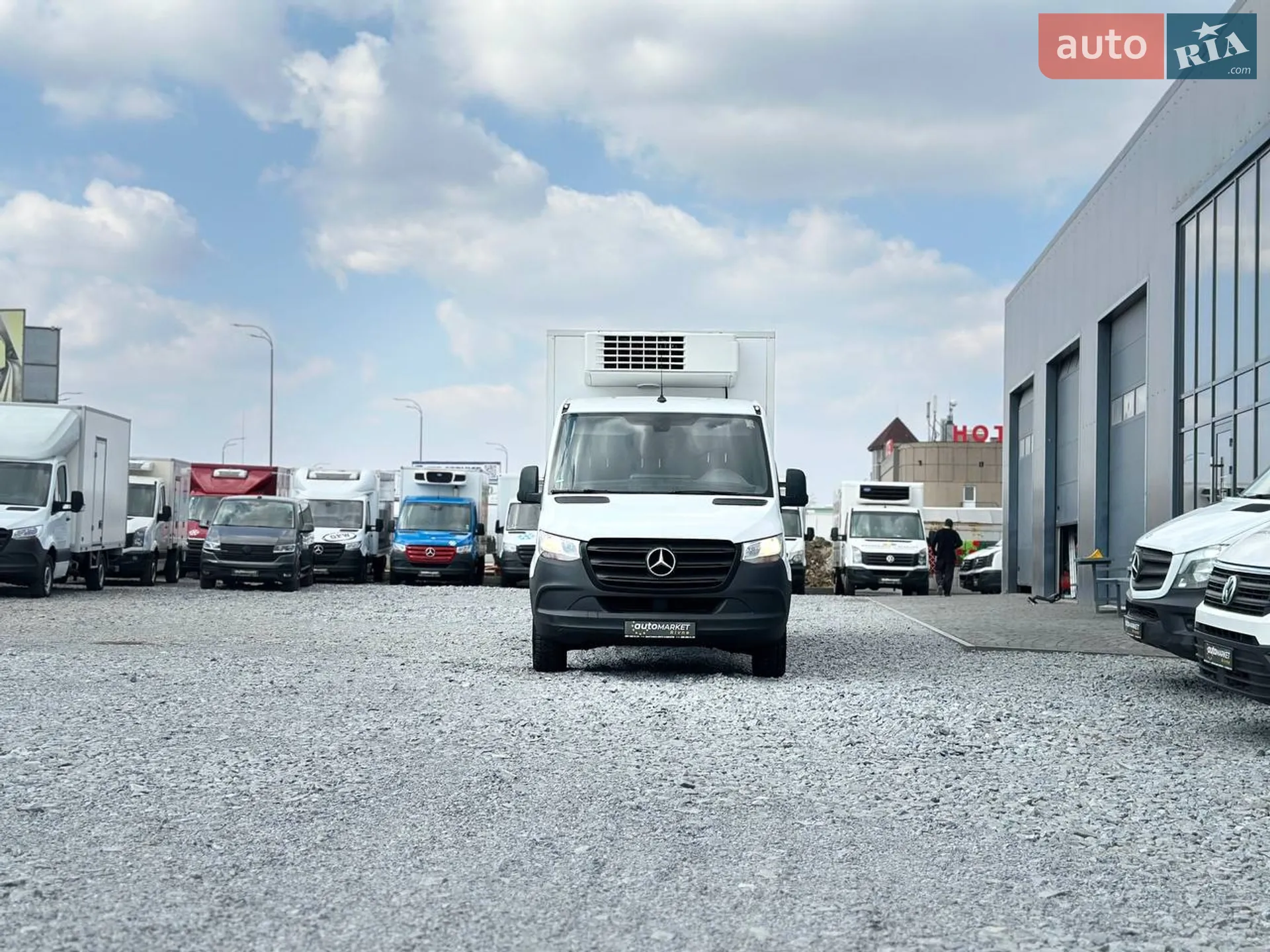2020 Mercedes-Benz Sprinter - мініатюра 11