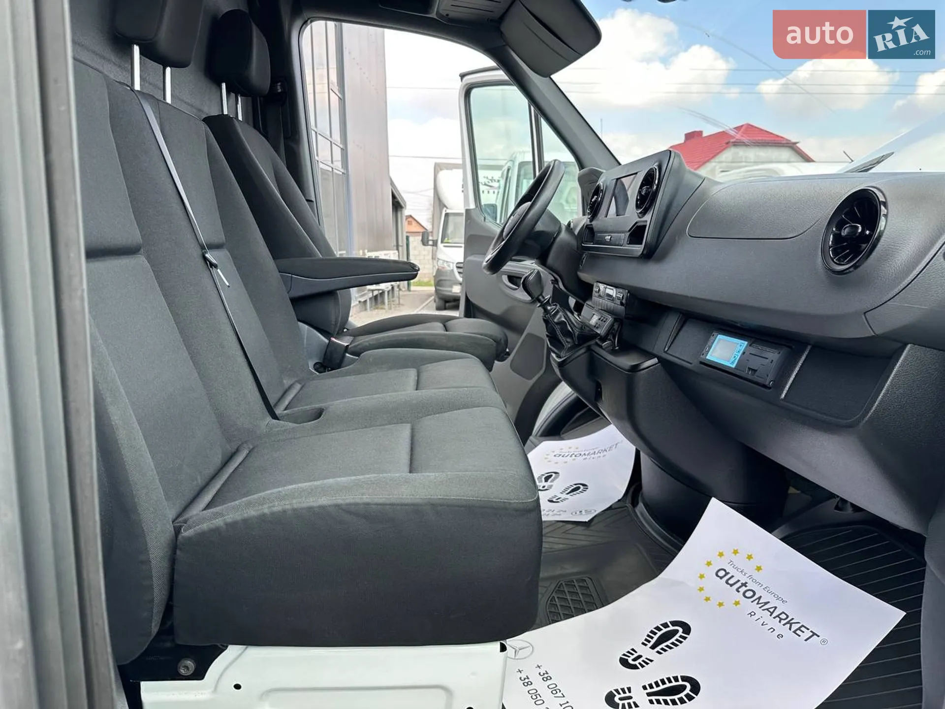 2020 Mercedes-Benz Sprinter - мініатюра 37