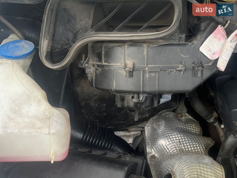 Грузопассажирский фургон Mercedes-Benz Sprinter 2004 в Николаеве