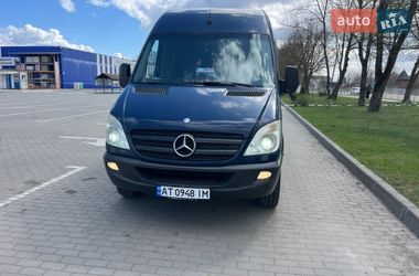 Вантажопасажирський фургон Mercedes-Benz Sprinter 2011 в Коломиї