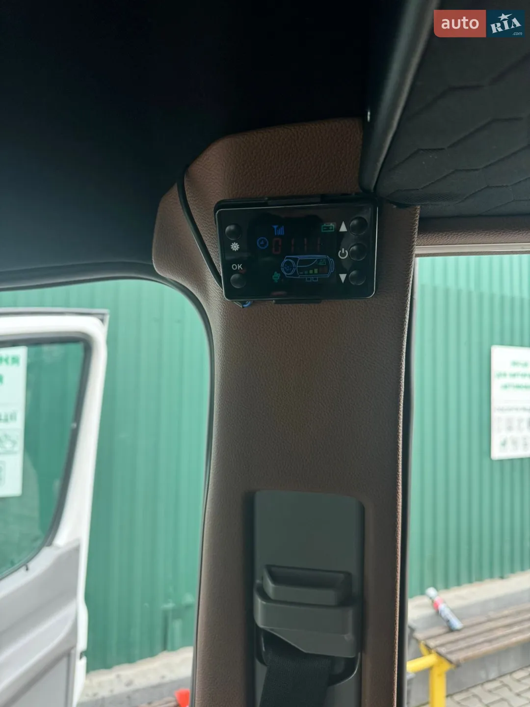 2010 Mercedes-Benz Sprinter - мініатюра 7