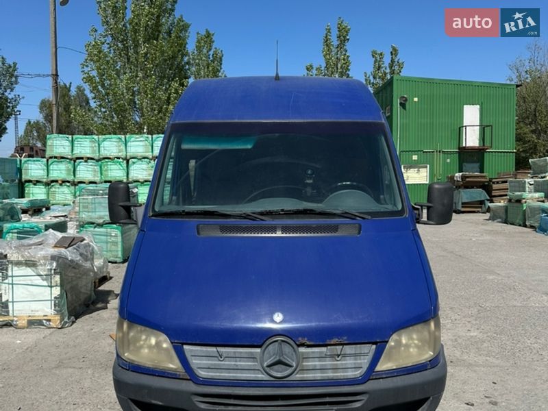 Mercedes-Benz Sprinter 2005