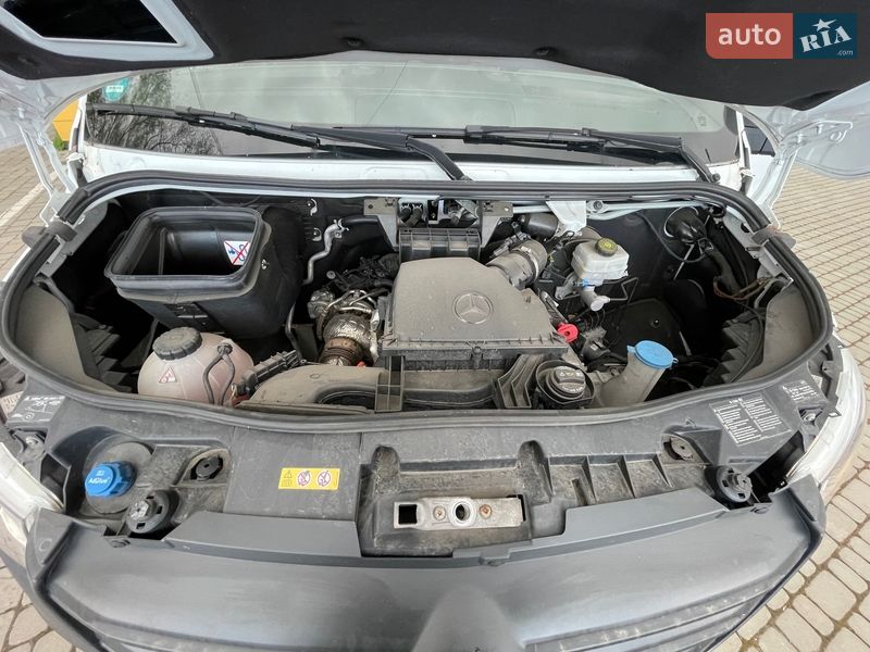 Грузовой фургон Mercedes-Benz Sprinter 2023 в Львове