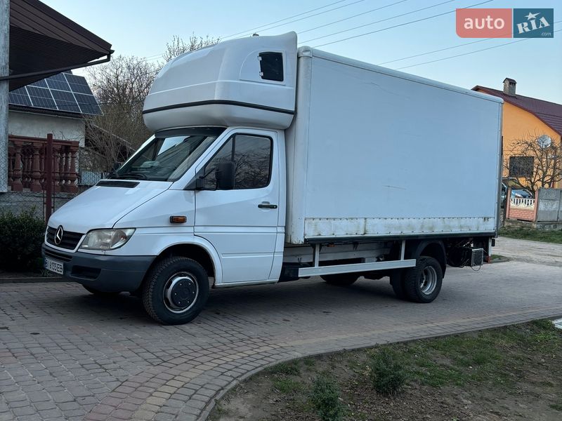 Mercedes-Benz Sprinter 2006