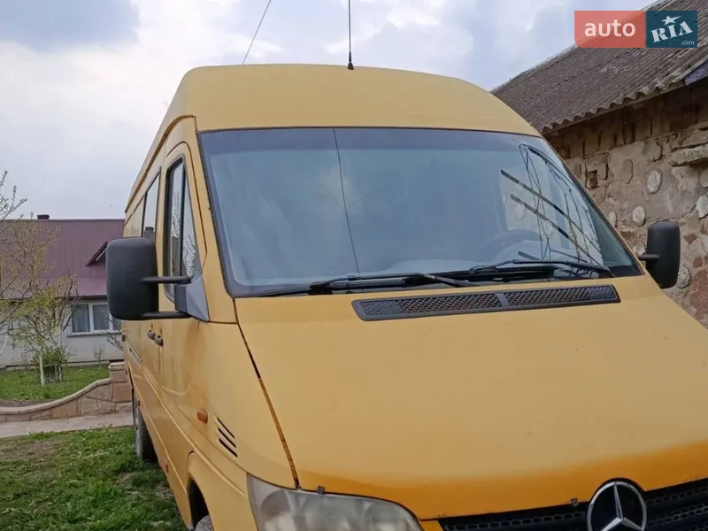 Mercedes-Benz Sprinter