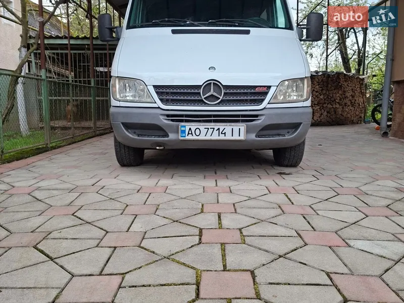 Mercedes-Benz Sprinter