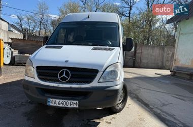 Вантажний фургон Mercedes-Benz Sprinter 2013 в Києві