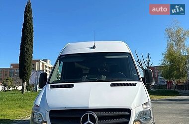 Вантажний фургон Mercedes-Benz Sprinter 2017 в Херсоні
