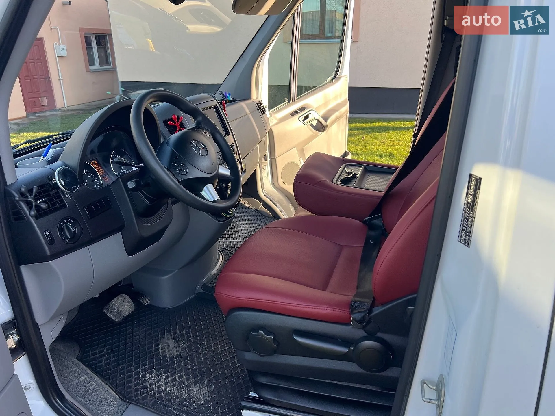 2018 Mercedes-Benz Sprinter - мініатюра 2