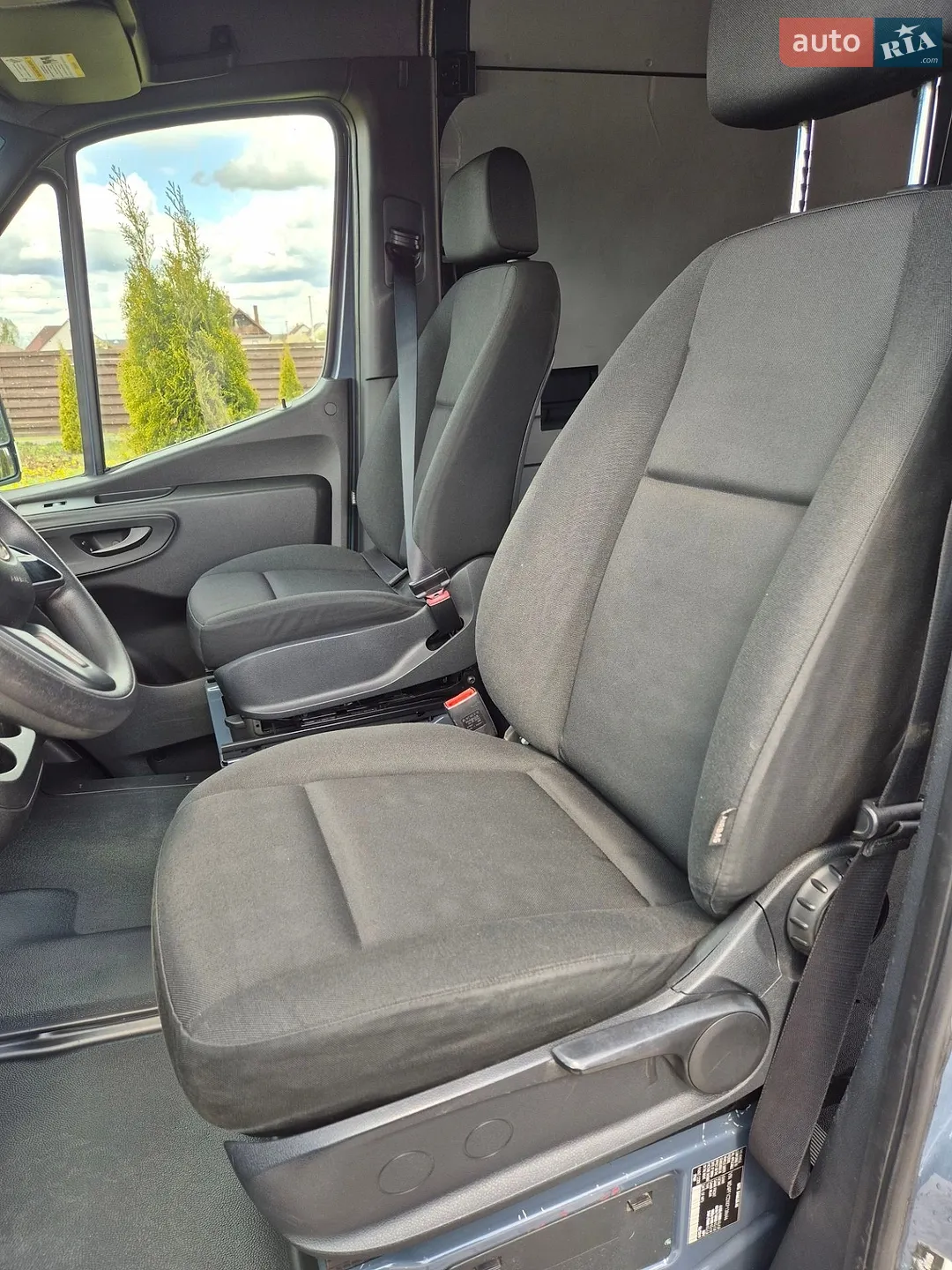 2019 Mercedes-Benz Sprinter - мініатюра 31