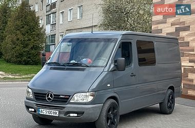 Вантажопасажирський фургон Mercedes-Benz Sprinter 2003 в Володимирі
