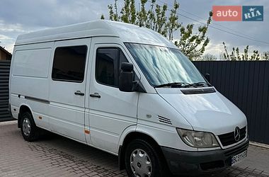 Грузовой фургон Mercedes-Benz Sprinter 2004 в Сокале