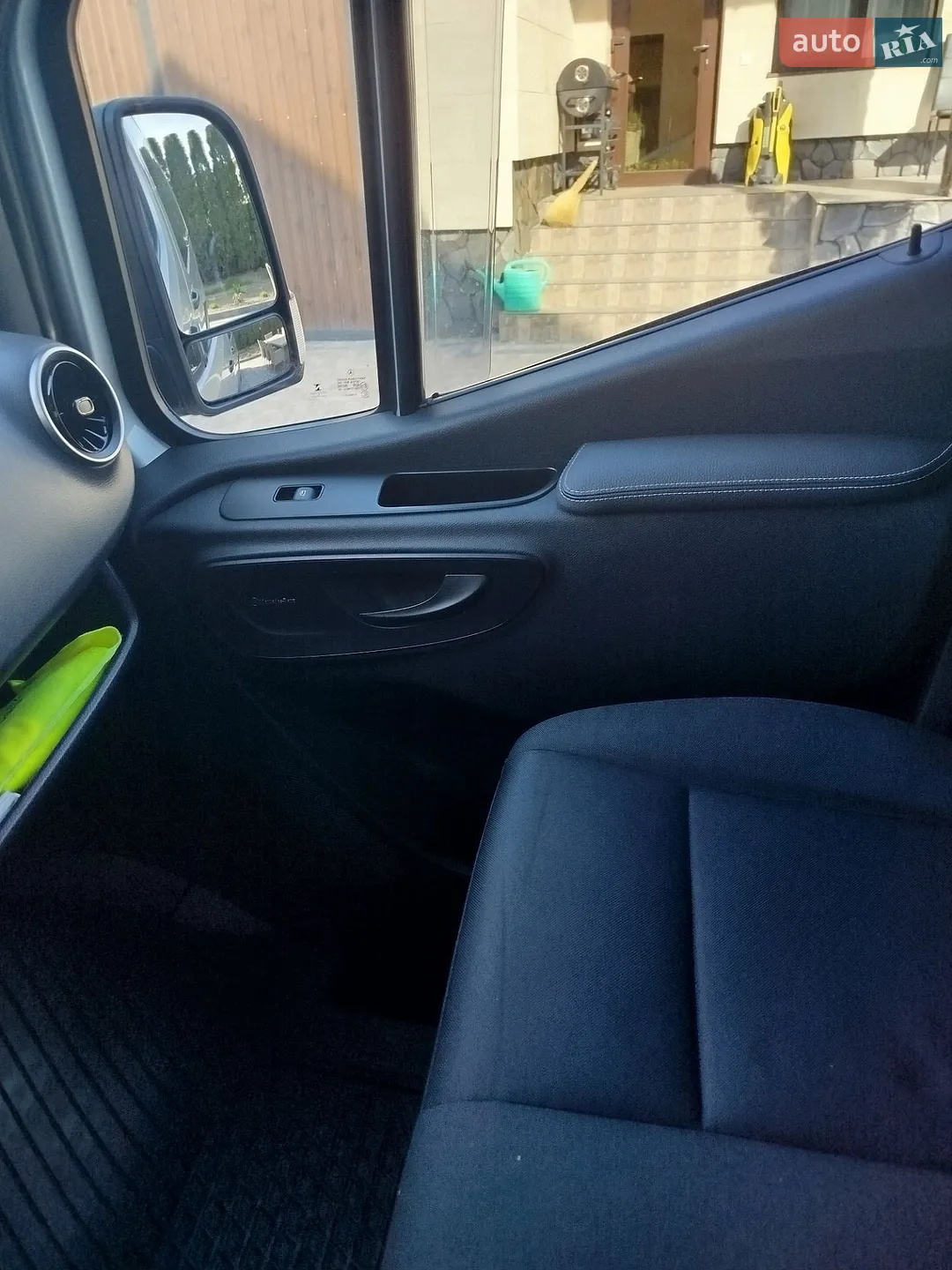 2019 Mercedes-Benz Sprinter - мініатюра 26