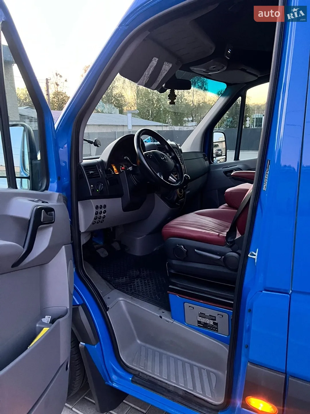 2017 Mercedes-Benz Sprinter - мініатюра 11