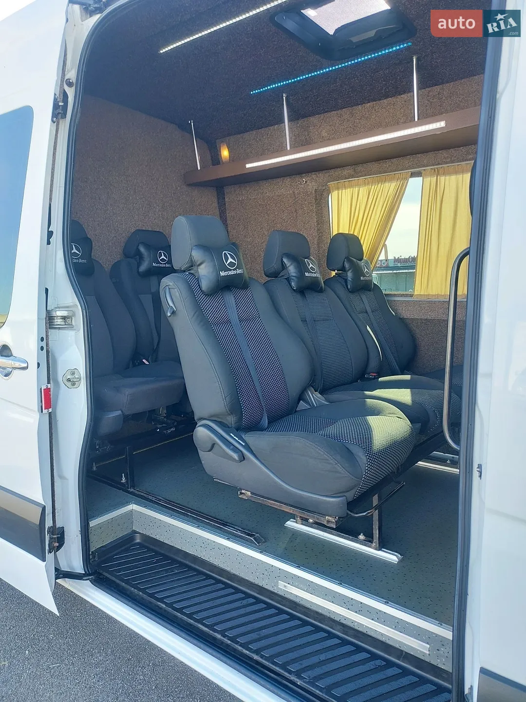 2011 Mercedes-Benz Sprinter - мініатюра 14