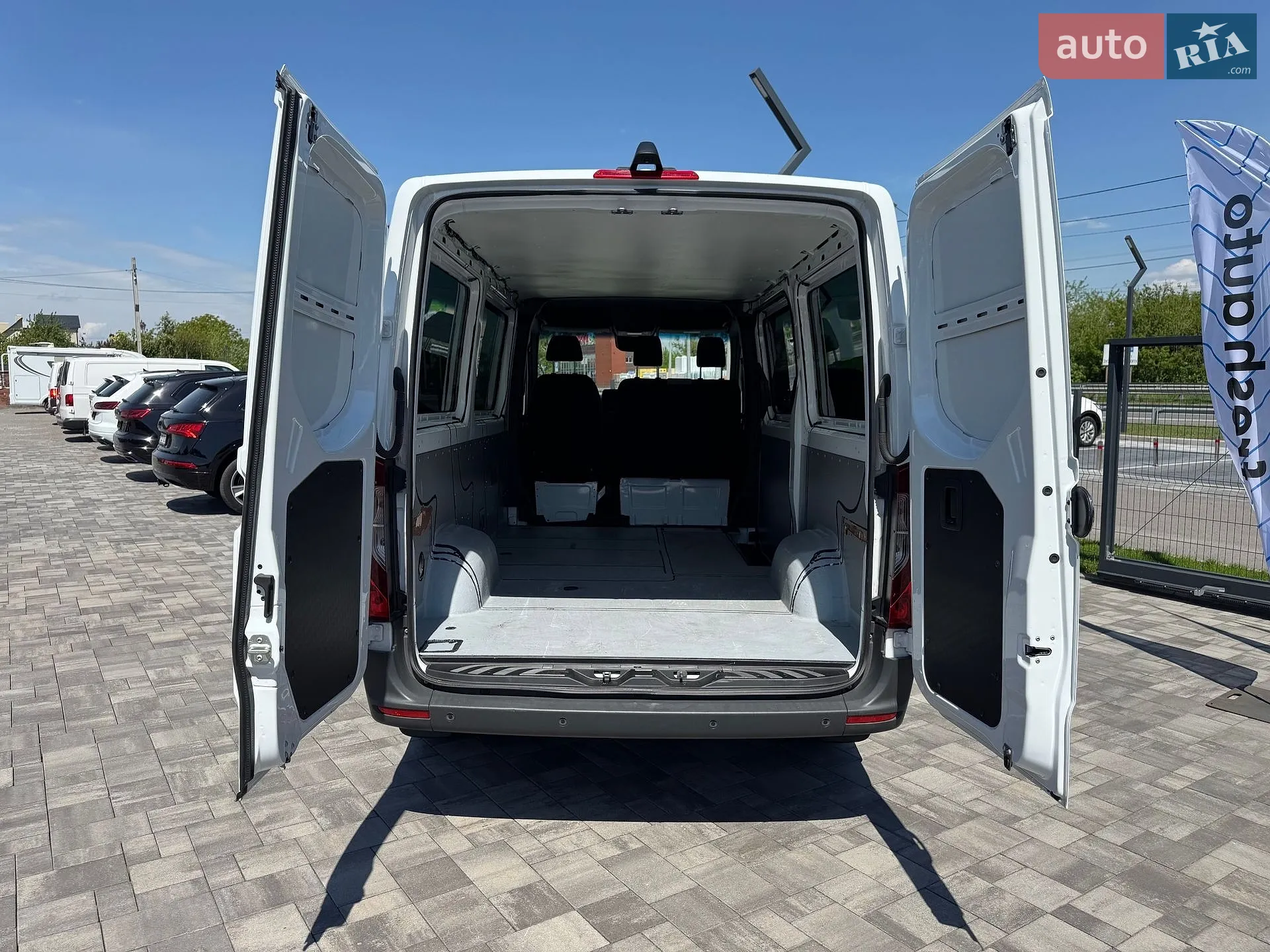 2018 Mercedes-Benz Sprinter - мініатюра 25